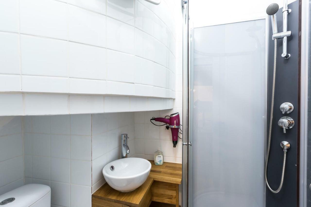 Apartmán Charming 20M² Near Le Marais Paříž Exteriér fotografie
